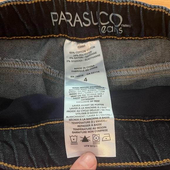 Parasuco skinny jeans (pull on jeggings). Size 4. Nice deep blue. NWOT. - Picture 2 of 3